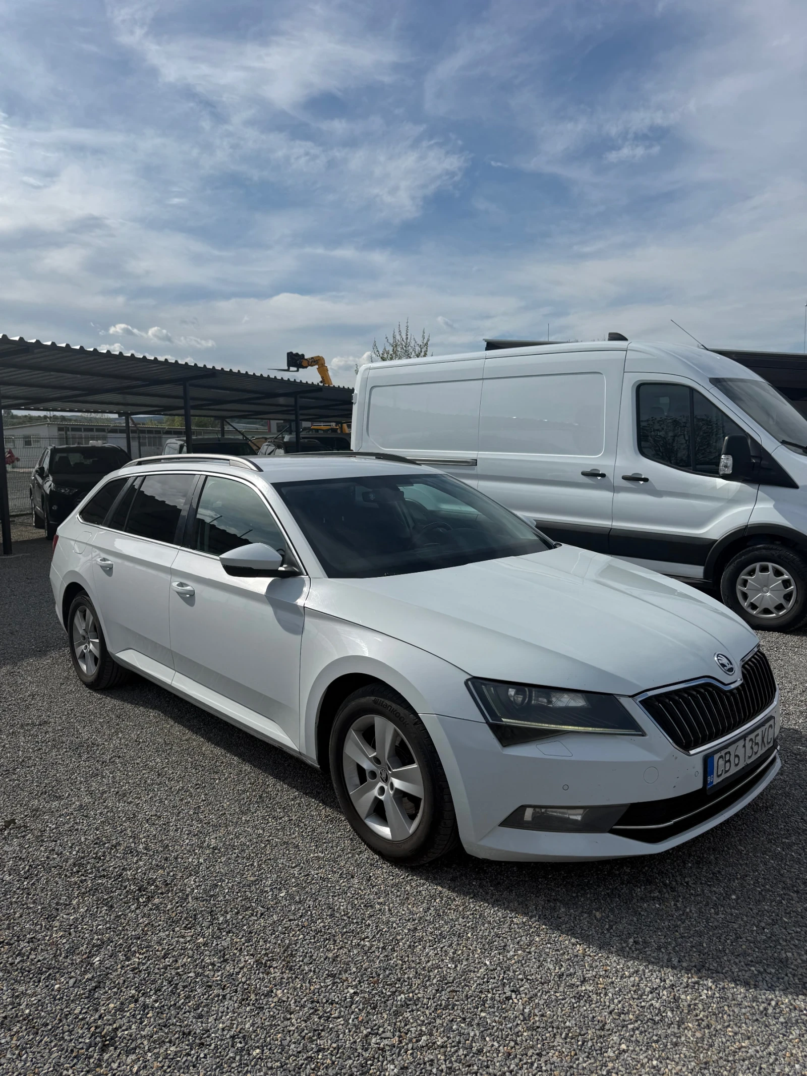 Skoda Superb, снимка 3 - Автомобили и джипове - 54432491