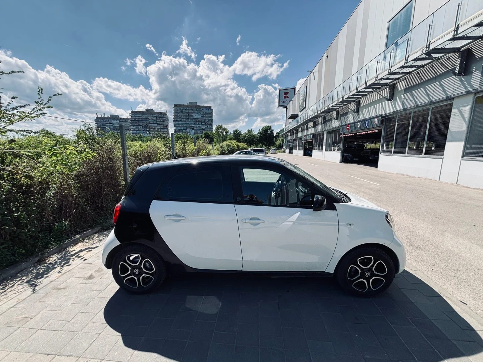 Smart Forfour, снимка 4 - Автомобили и джипове - 54915356