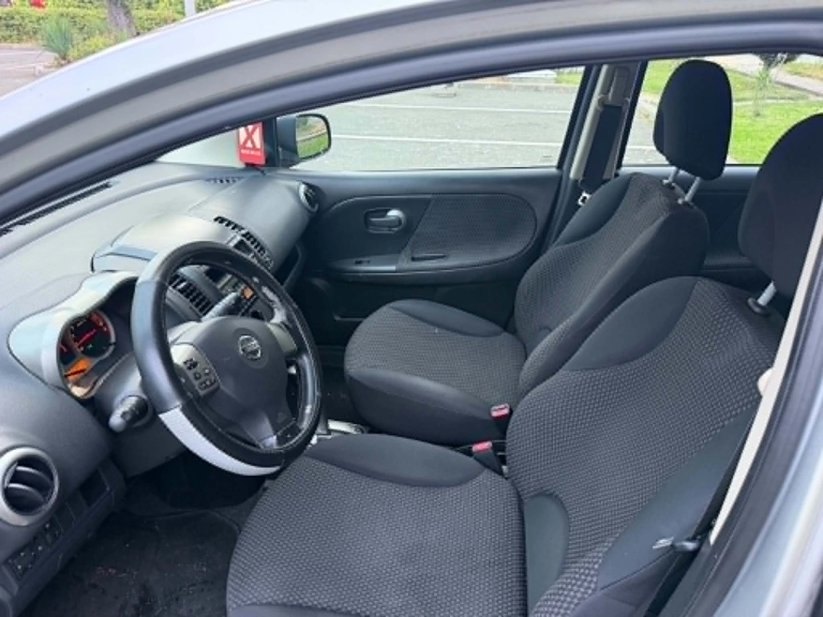 Nissan Note 1.6 i, снимка 9 - Автомобили и джипове - 55223783