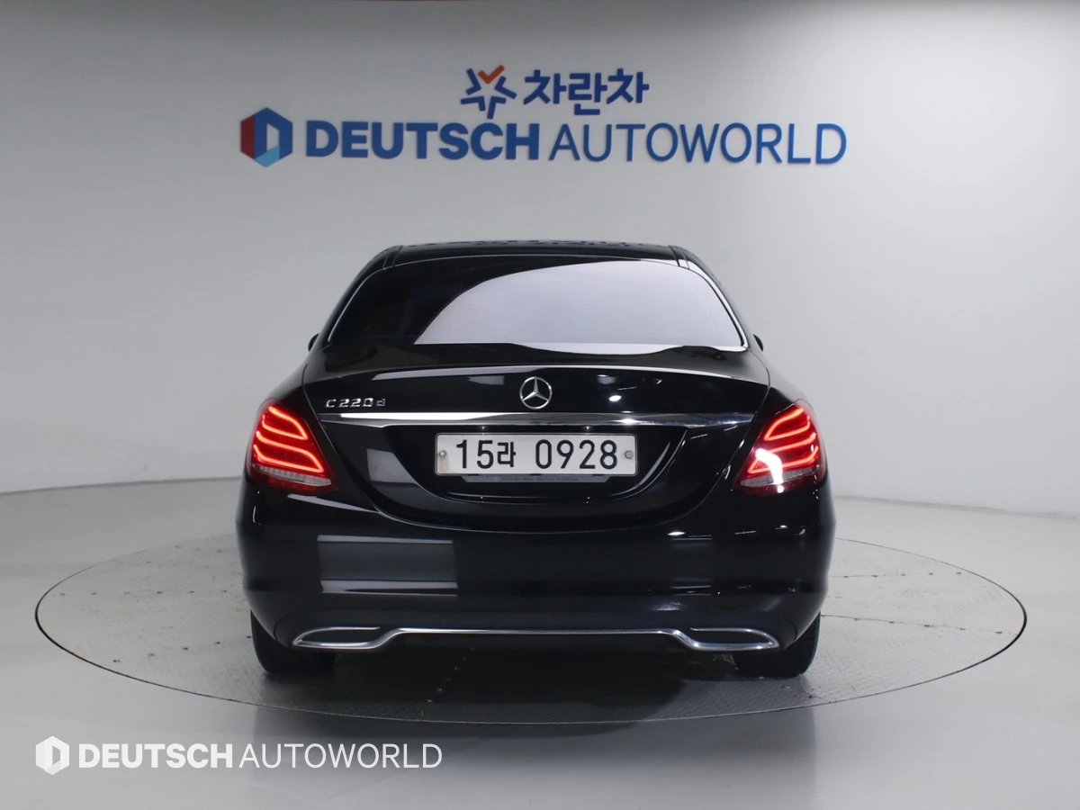 Mercedes-Benz C 220, снимка 4 - Автомобили и джипове - 55415822