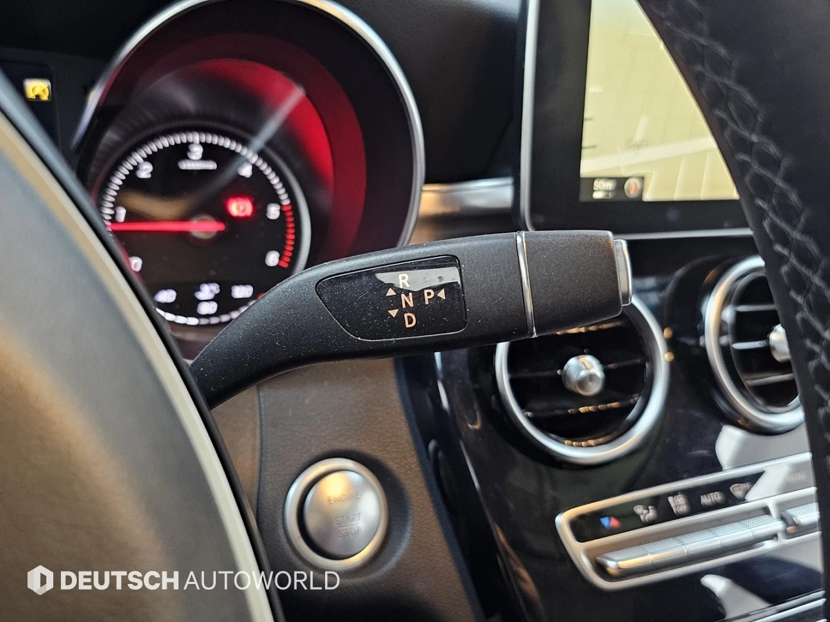 Mercedes-Benz C 220, снимка 9 - Автомобили и джипове - 55415822