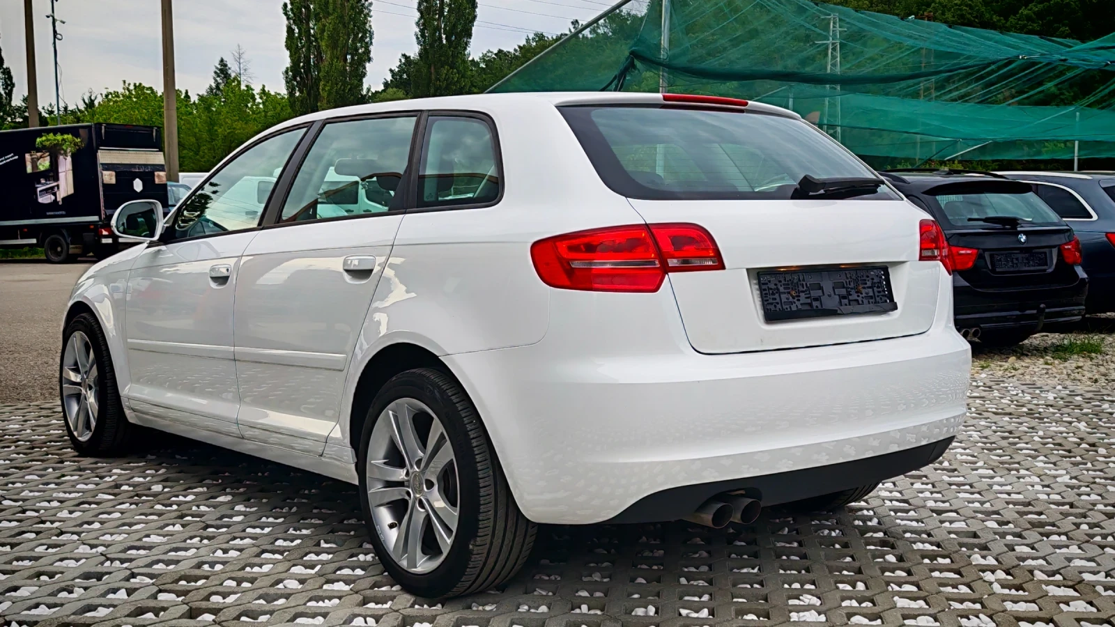 Audi A3 Sportback 1.9TDI FaceLift, снимка 3 - Автомобили и джипове - 55471132