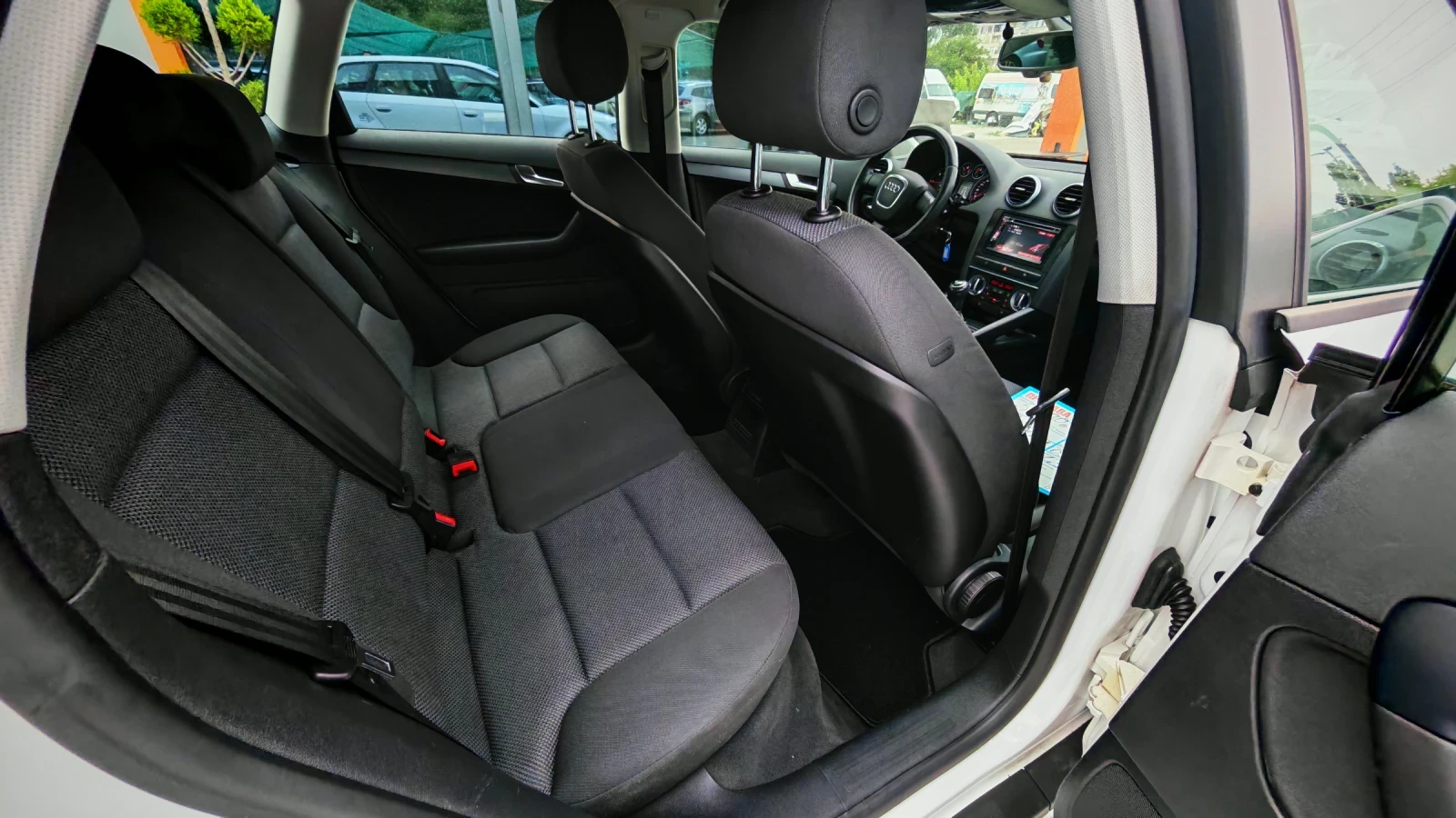 Audi A3 Sportback 1.9TDI FaceLift, снимка 9 - Автомобили и джипове - 55471132