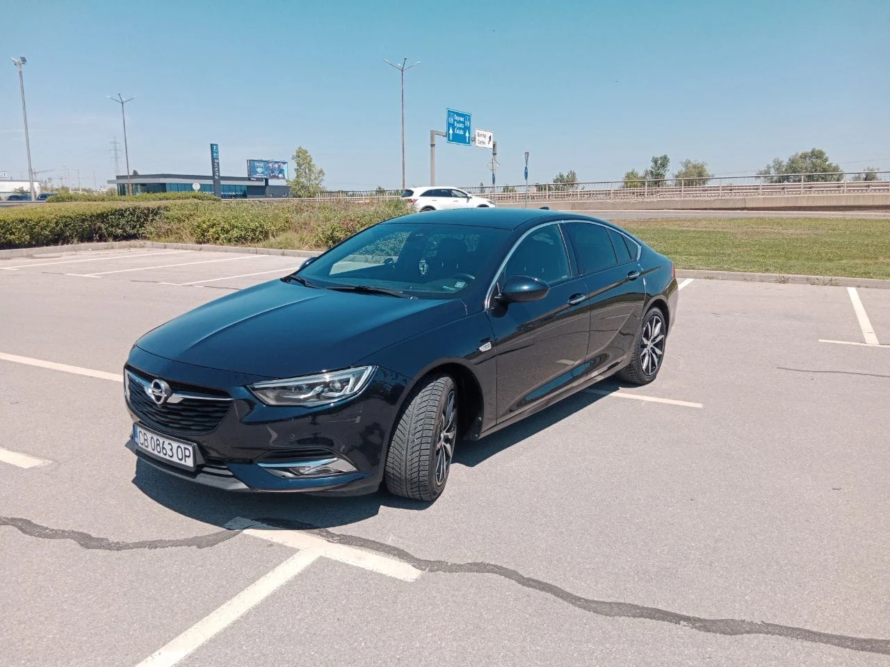 Opel Insignia Grand Sport, снимка 6 - Автомобили и джипове - 55647160