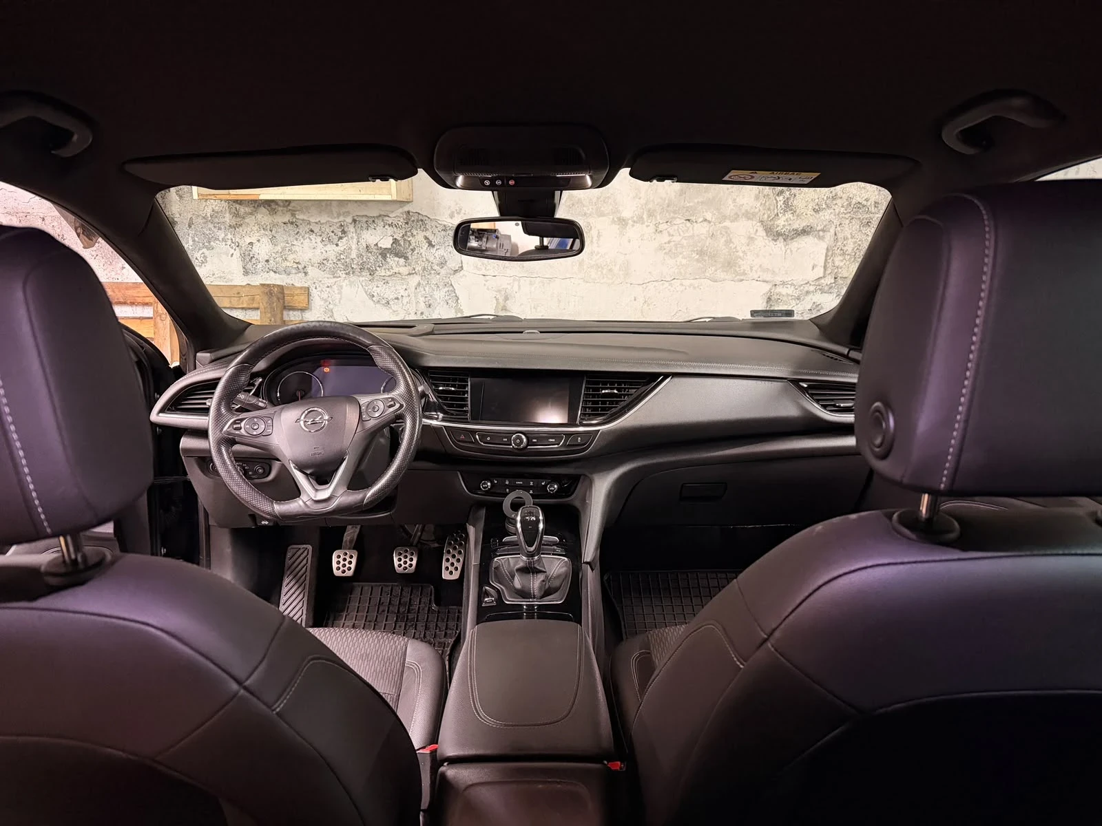 Opel Insignia Grand Sport, снимка 12 - Автомобили и джипове - 55647160