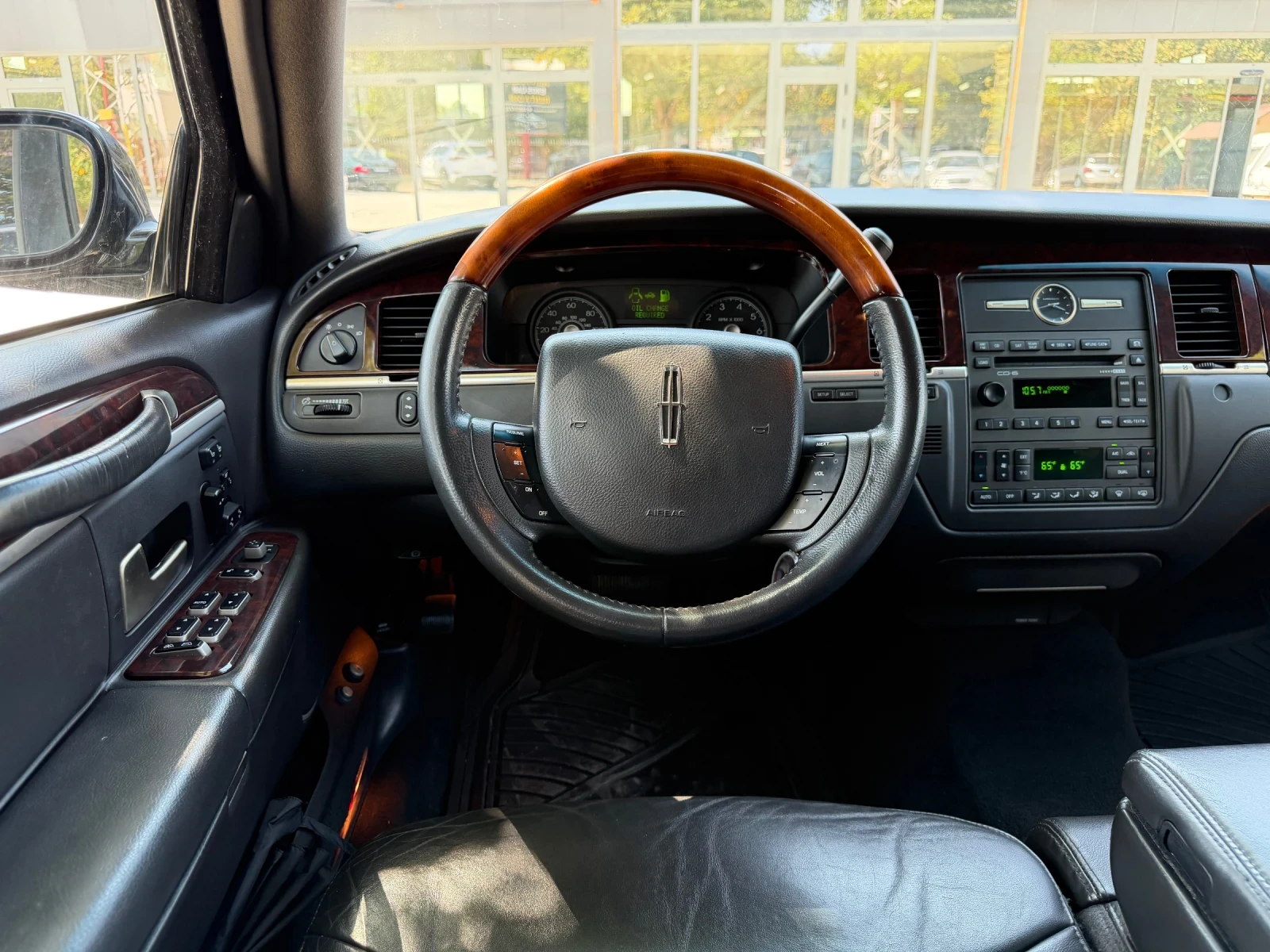 Lincoln Town car 4.6/SignatureLimited/242ps, снимка 11 - Автомобили и джипове - 55749983