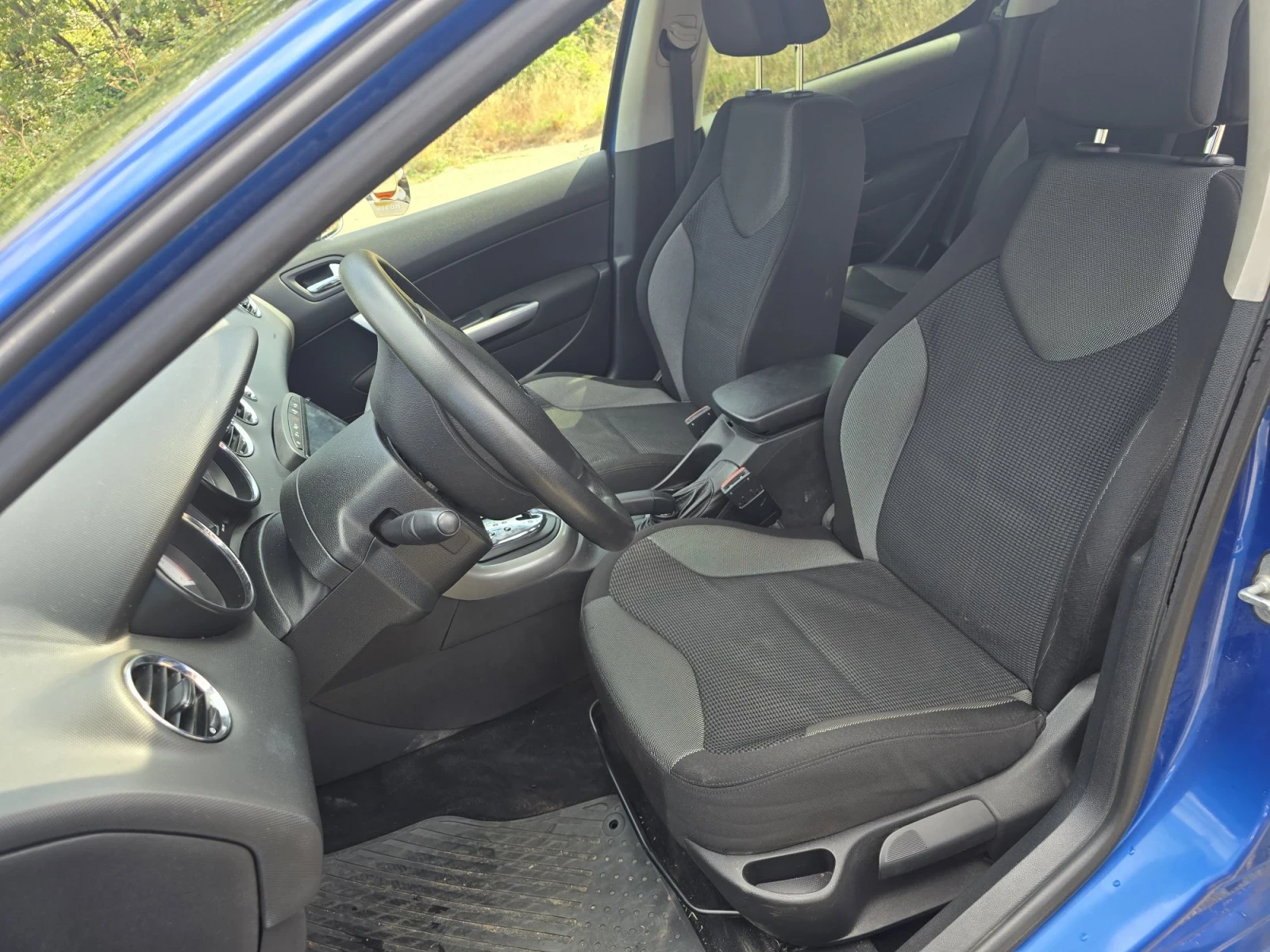 Peugeot 308 1.6, снимка 10 - Автомобили и джипове - 55969695