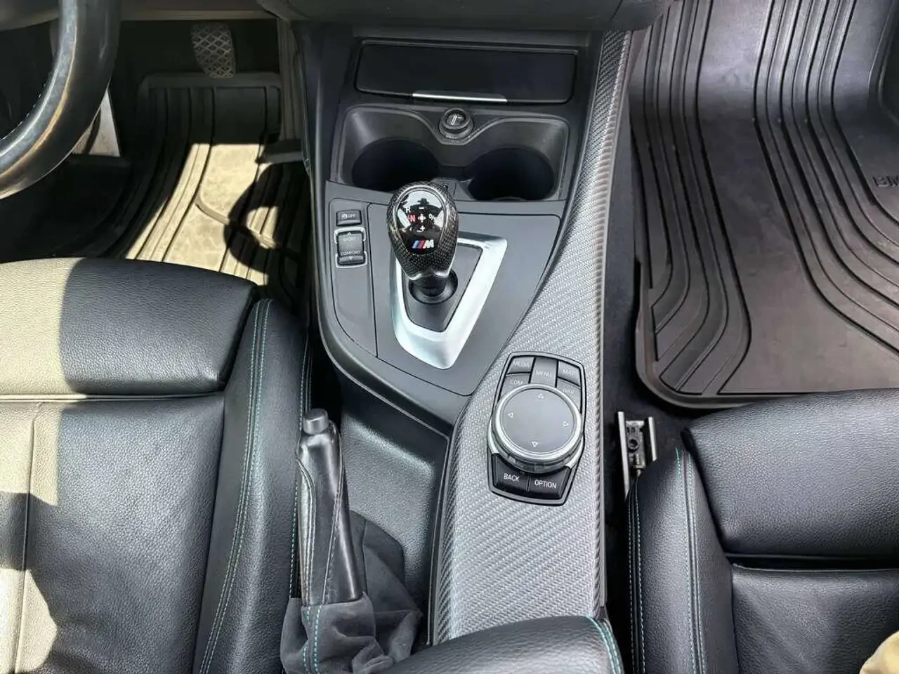 BMW M2 CARFAX ������� | 2017 | 132 833 �� | Mobile.bg � ����������� 13