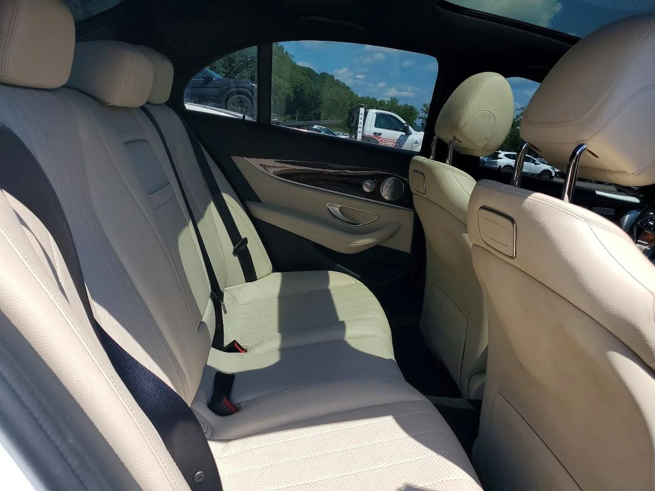 Mercedes-Benz E 300 4MATIC - AMG PKG - ���.����� - �������� | Mobile.bg � ����������� 10