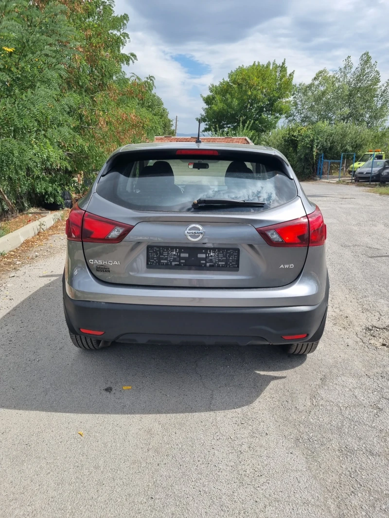 Nissan Qashqai 2.0 AWD, снимка 6 - Автомобили и джипове - 49536175