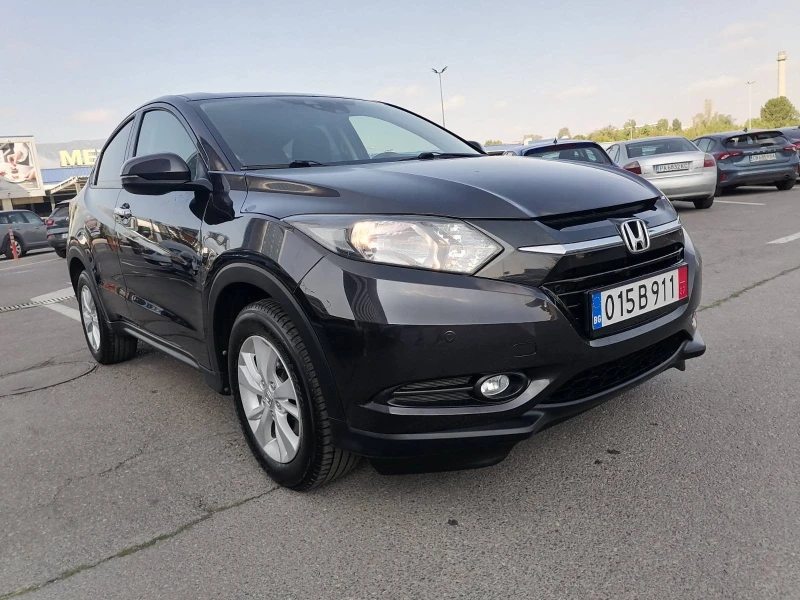 Honda Hr-v 1.5I-VITEC, снимка 2 - Автомобили и джипове - 52404902