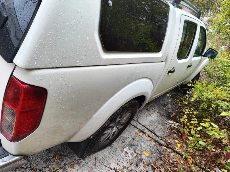 Nissan Navara 3.0 diesel, снимка 4 - Автомобили и джипове - 52355132