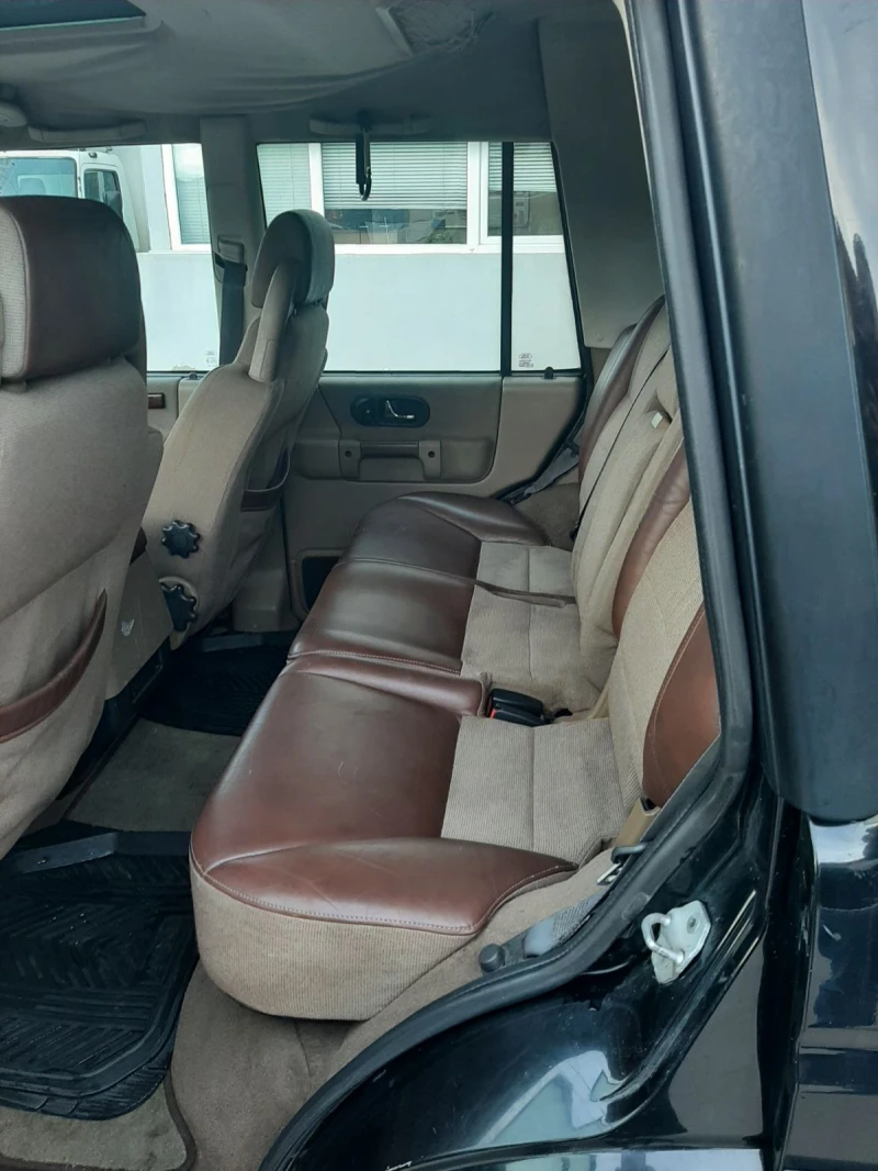 Land Rover Discovery, снимка 9 - Автомобили и джипове - 52401382