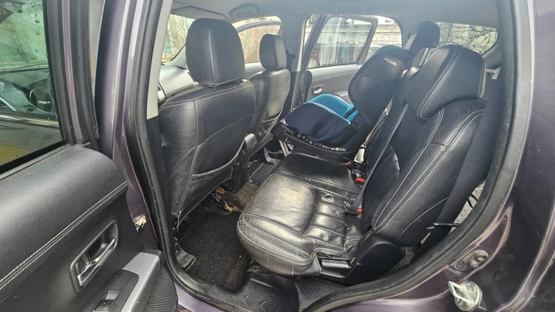 Mitsubishi Outlander, снимка 14 - Автомобили и джипове - 53049947