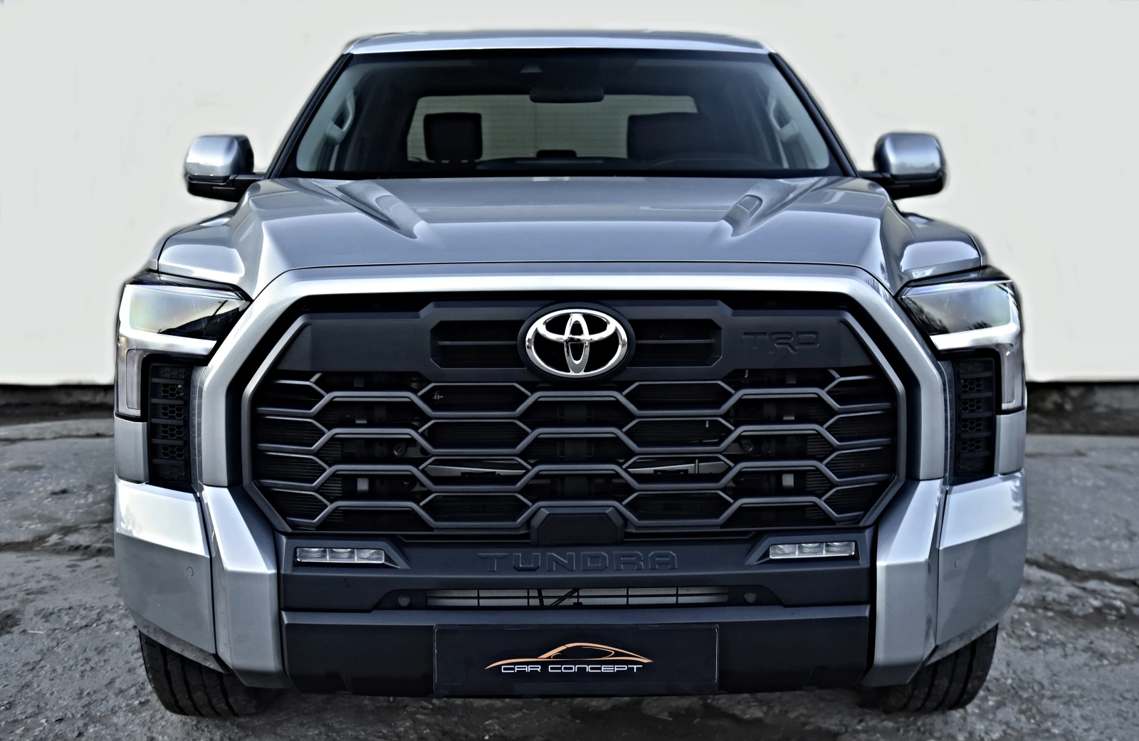 Toyota Tundra SR5 TRD OFF Road Package 4WD - изображение 2