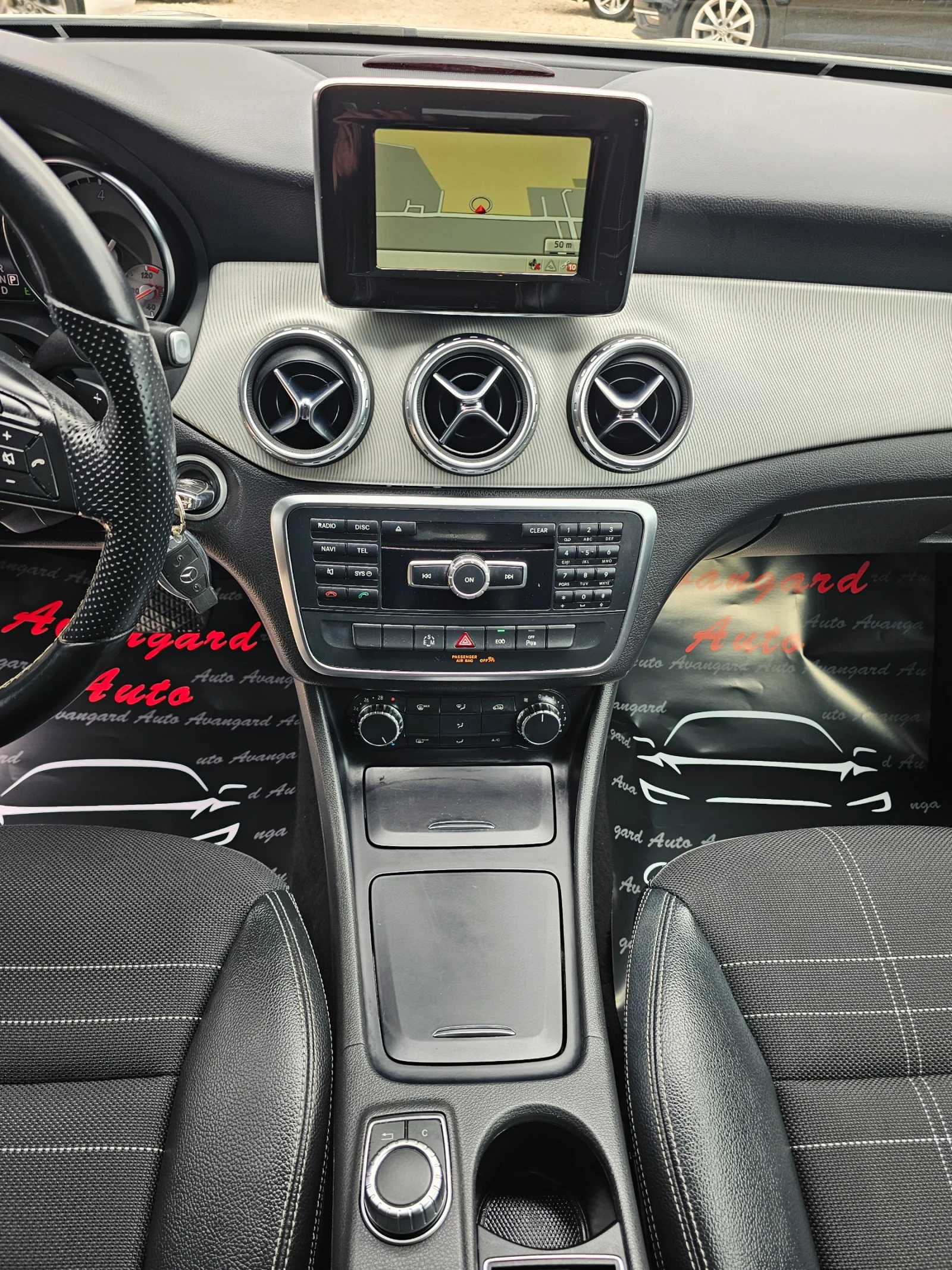 Mercedes-Benz GLA 200 CDI, 136.. | Mobile.bg   11