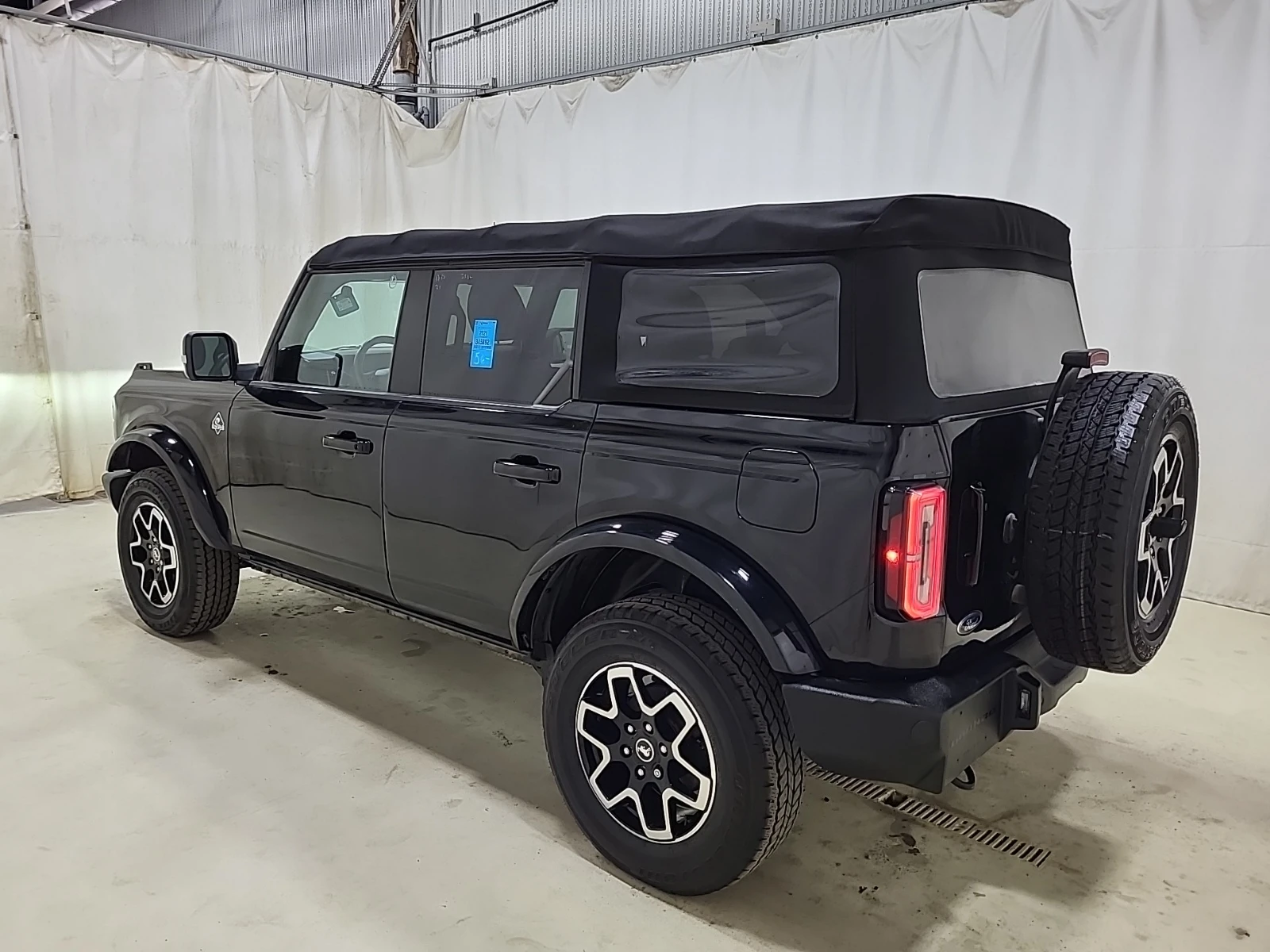 Ford Bronco * OUTER BANKS* * АВТОКРЕДИТ* * ЦЕНА ДО БЪЛГАРИЯ*  - изображение 4