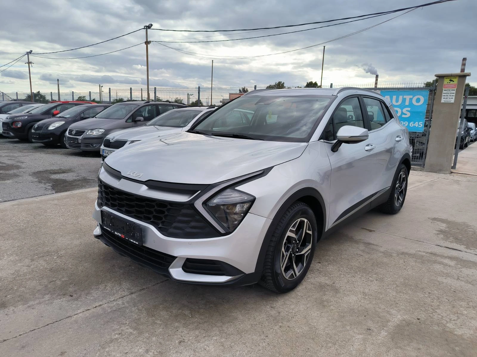 Kia Sportage 1.6d-Navi-6sk-Kamera-Euro-6D - изображение 2