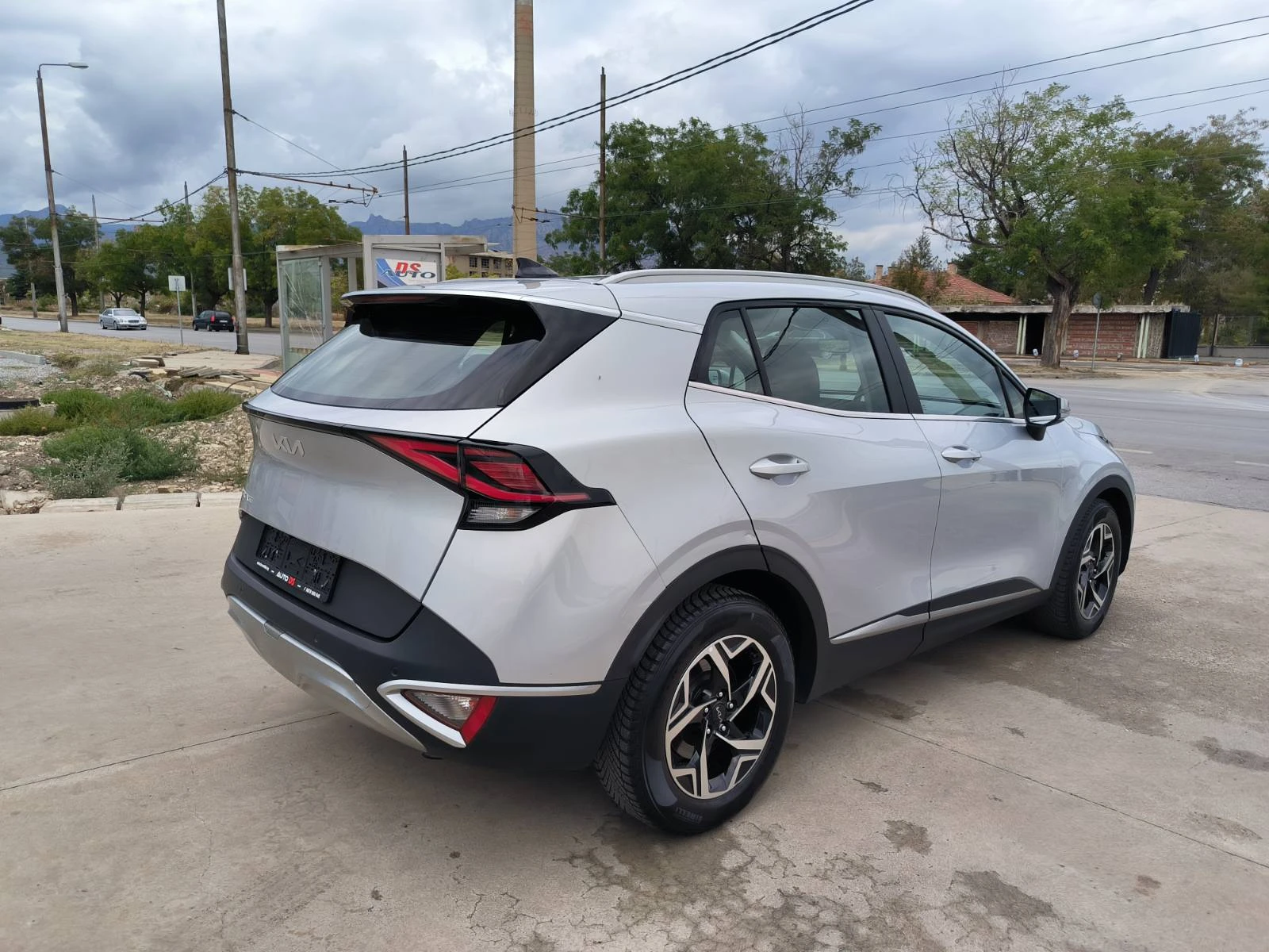 Kia Sportage 1.6d-Navi-6sk-Kamera-Euro-6D - изображение 5