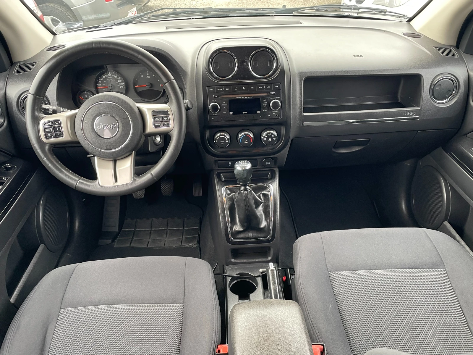 Jeep Compass ���������-������-��� ���� | Mobile.bg � ����������� 12
