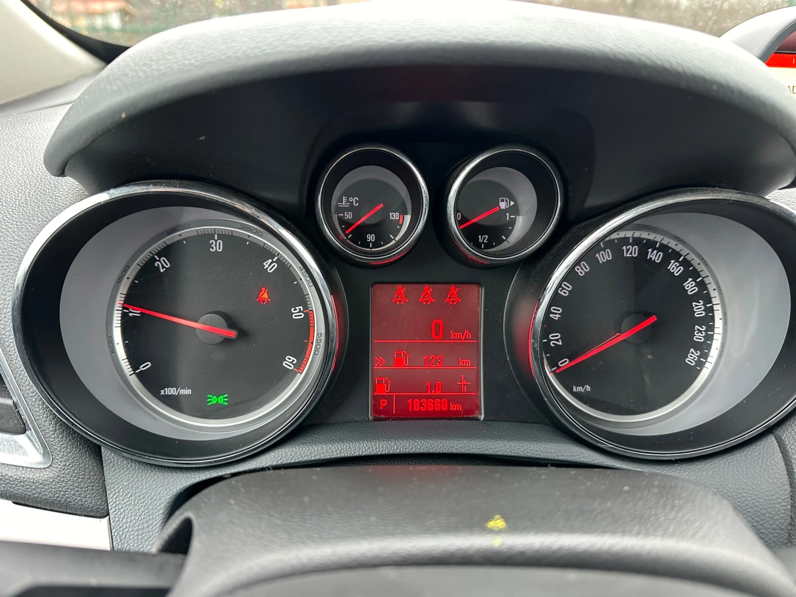 Opel Mokka 1.6 CDTI COSMO Aвтоматик Е6 - изображение 9