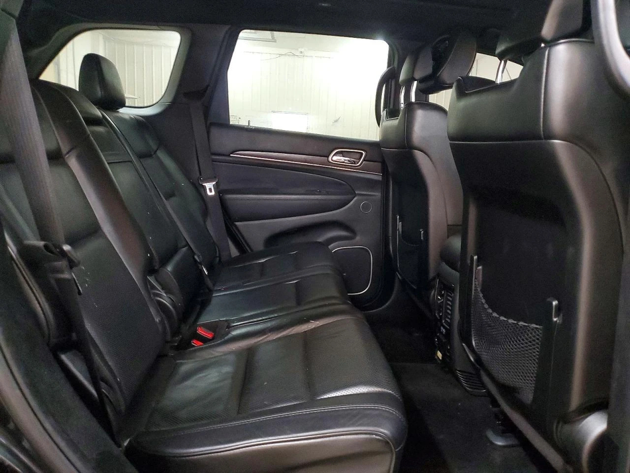 Jeep Grand cherokee OVERLAND, снимка 11 - Автомобили и джипове - 53716849