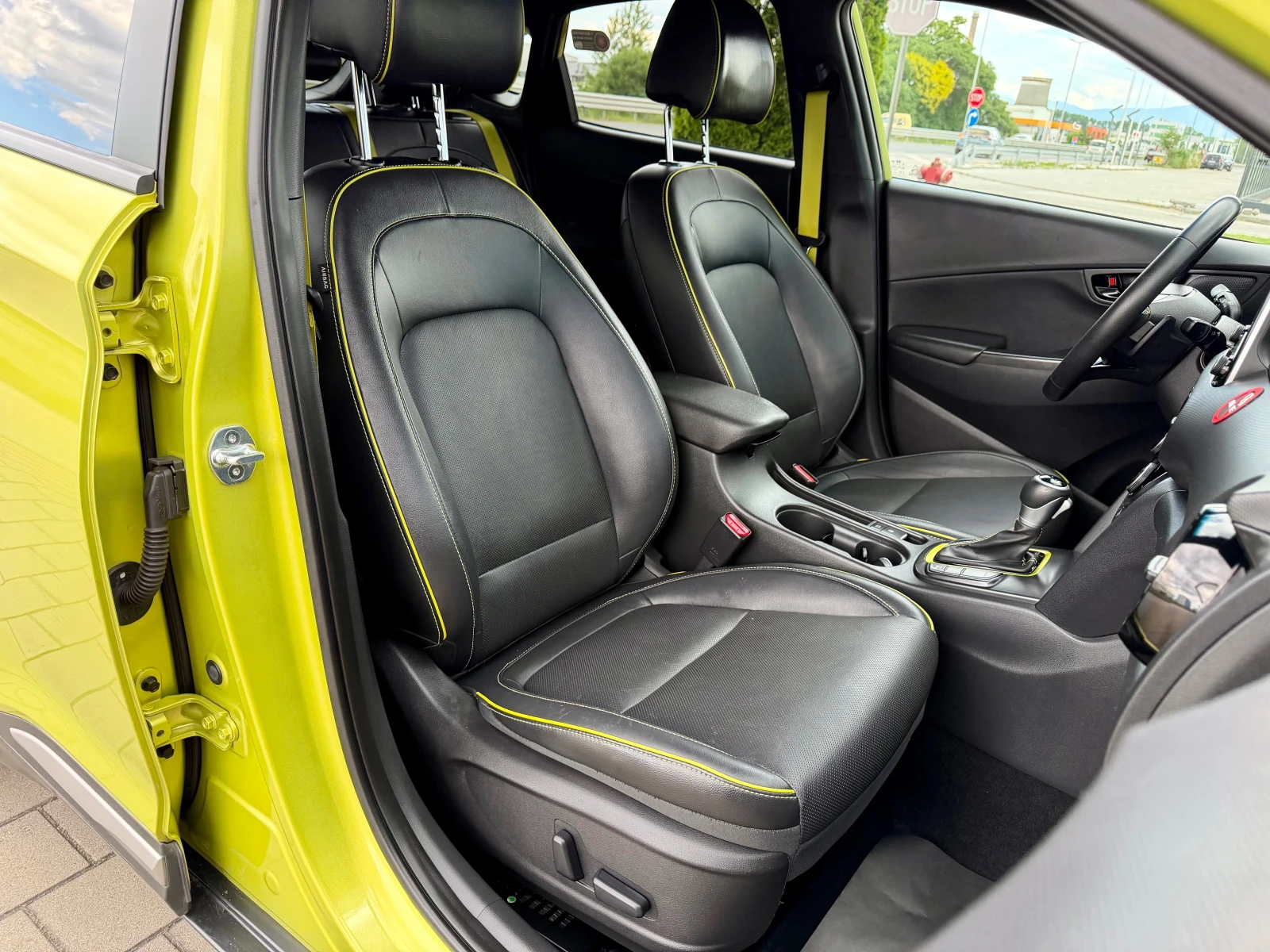 Hyundai Kona HIBRYD-АВТОМАТ-HEAD-UP-КАМЕРА-ПОДГРЕВ-KEYLESS-GO-, снимка 13 - Автомобили и джипове - 54977959