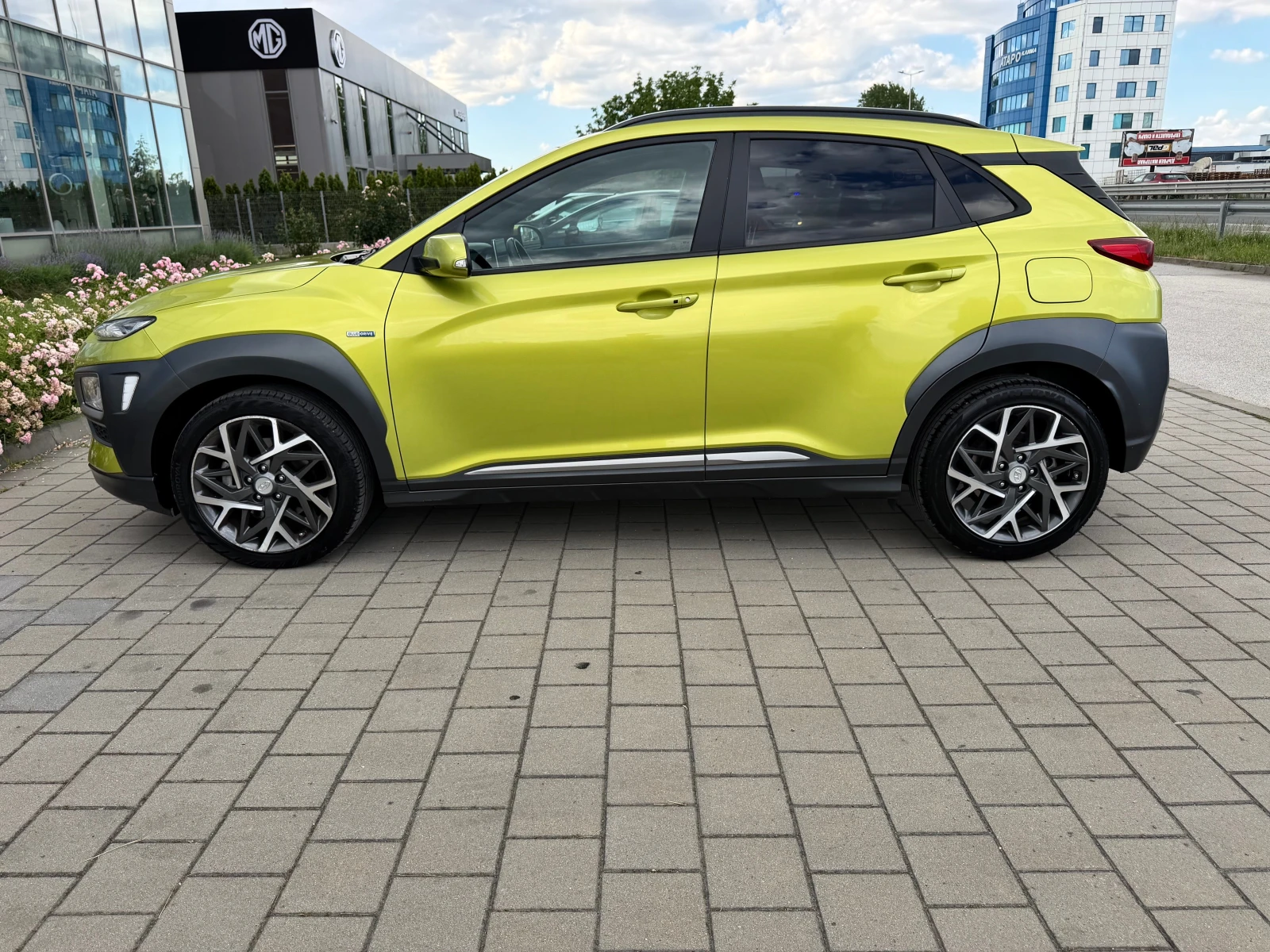 Hyundai Kona HIBRYD-АВТОМАТ-HEAD-UP-КАМЕРА-ПОДГРЕВ-KEYLESS-GO-, снимка 8 - Автомобили и джипове - 54977959