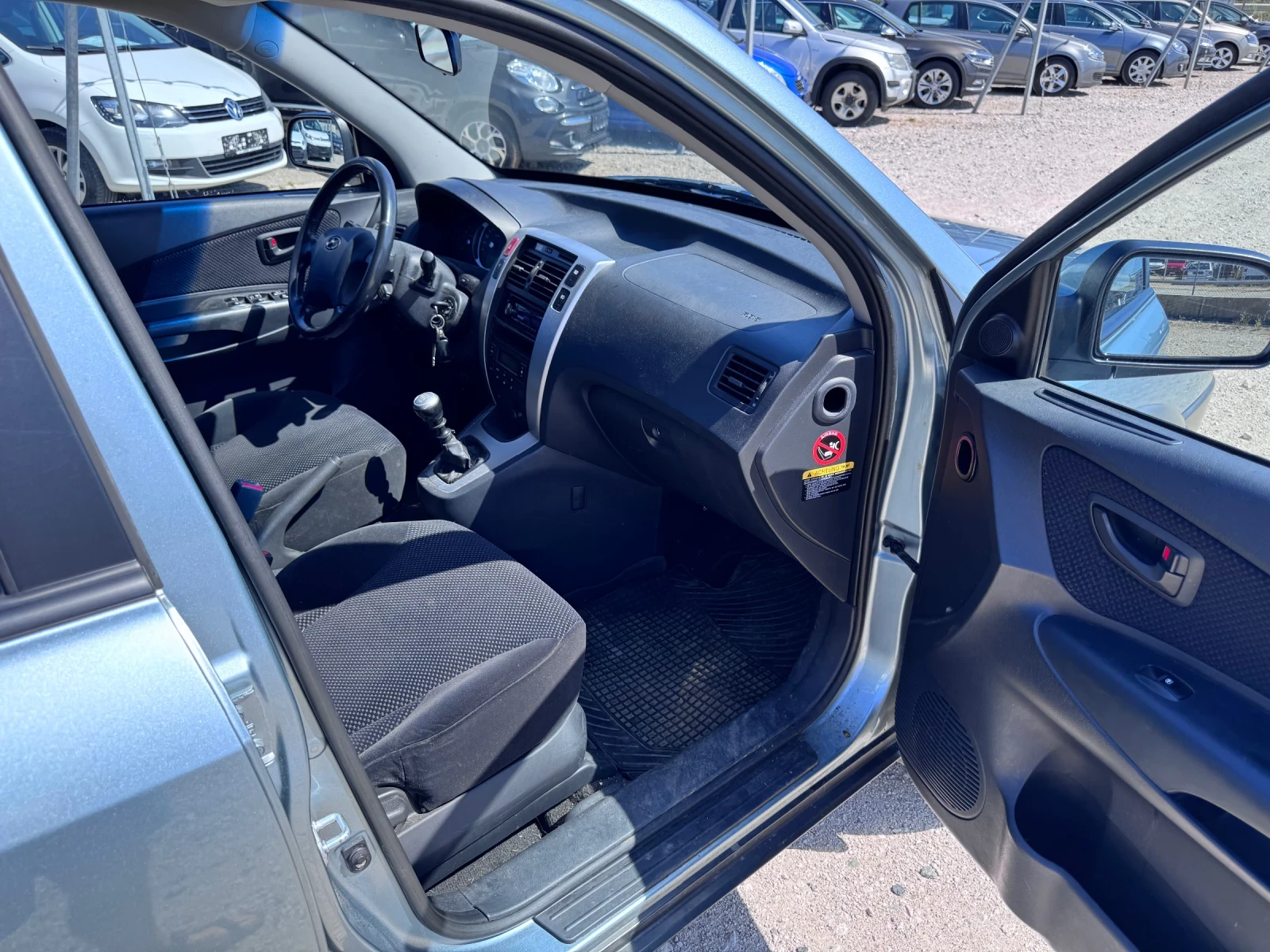 Hyundai Tucson 2.0 CRDI 140 PS 4X4, снимка 15 - Автомобили и джипове - 55085382