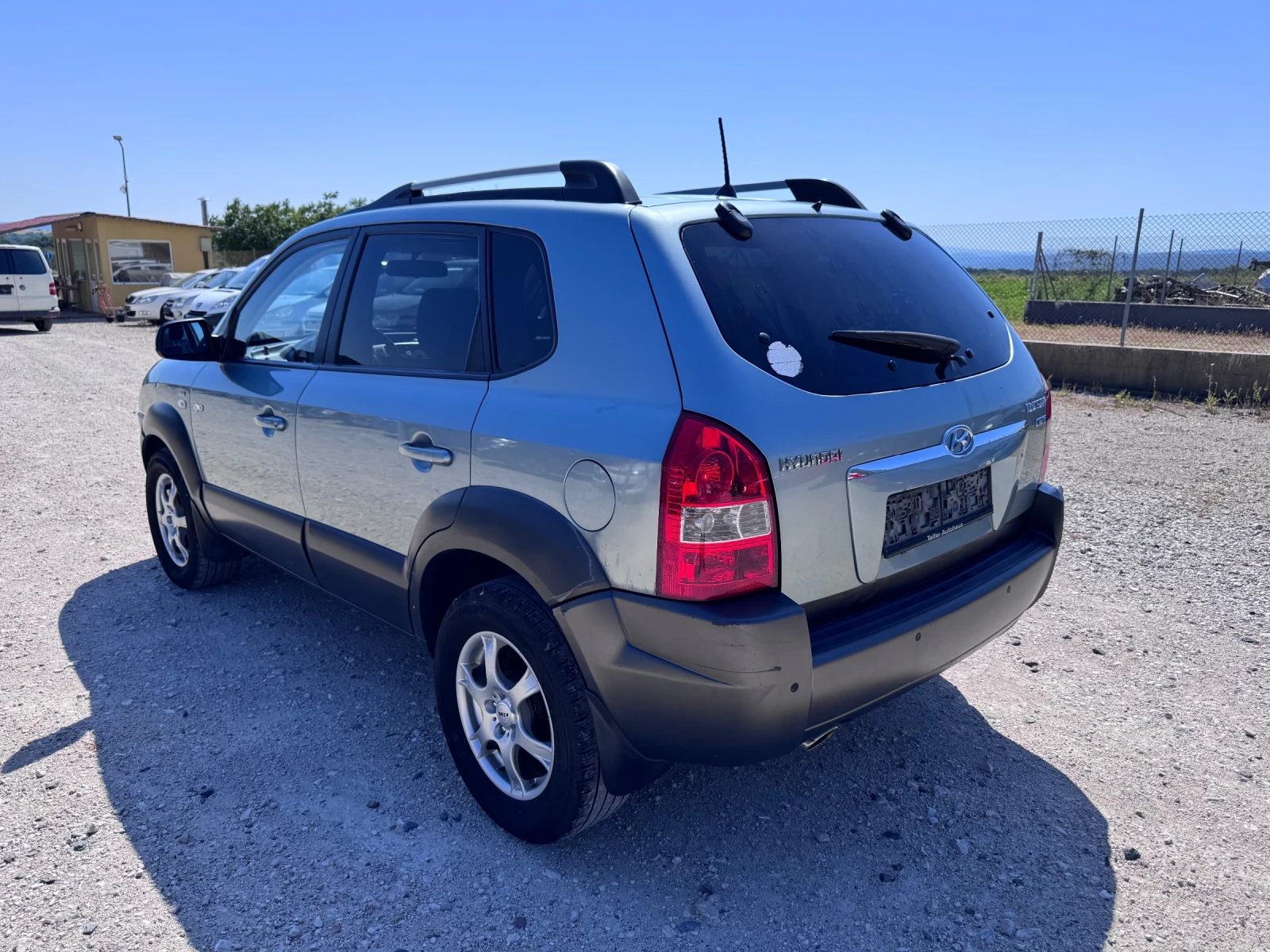 Hyundai Tucson 2.0 CRDI 140 PS 4X4, снимка 4 - Автомобили и джипове - 55085382