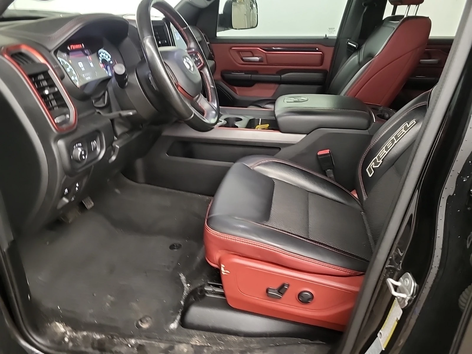 Dodge RAM 1500 REBEL CREW CAB 3.0 DIESEL * CARFAX * * АВТО КРЕДИТ, снимка 6 - Автомобили и джипове - 55164774