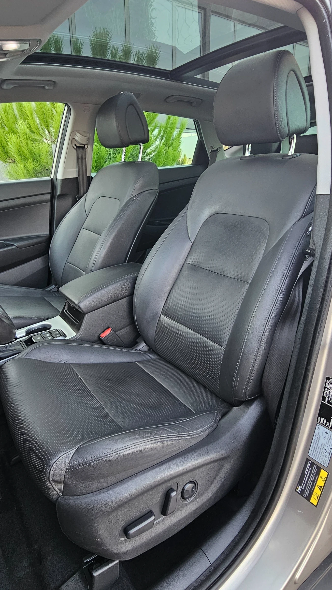 Hyundai Tucson Premium 1, 6 T-GDI 4WD* Aut.* LPG-Газ* Kam.* Pano*, снимка 8 - Автомобили и джипове - 55642274