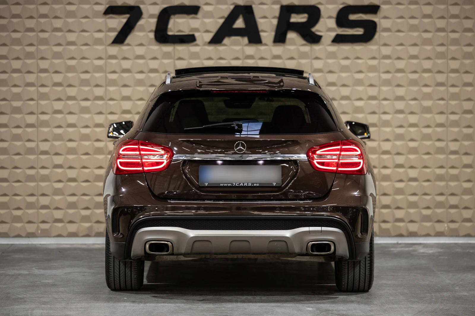 Mercedes-Benz GLA 250 Panorama| Подгрев| CarPlay| Гаранция, снимка 5 - Автомобили и джипове - 56176030