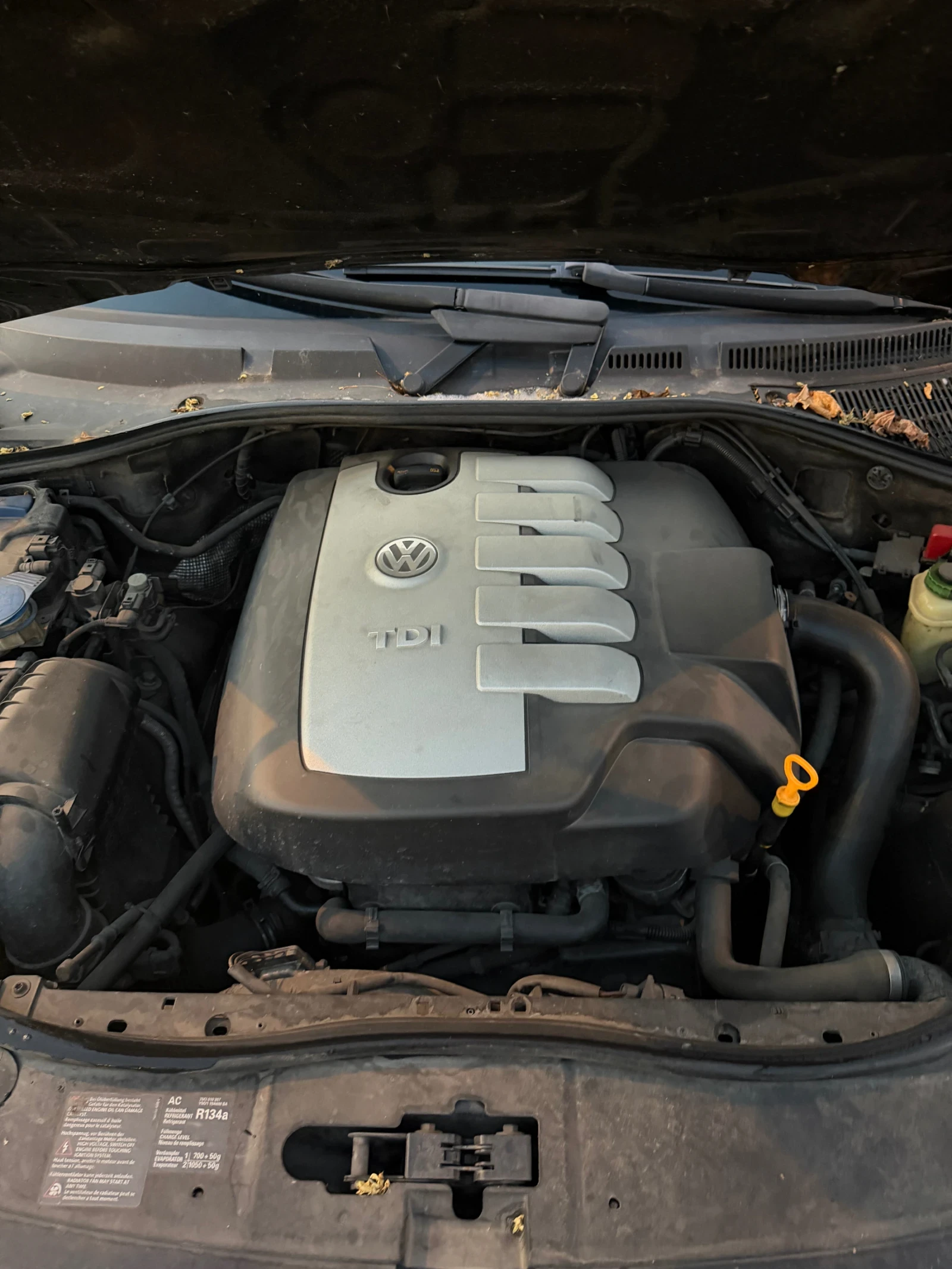 VW Touareg, снимка 9 - Автомобили и джипове - 56246069