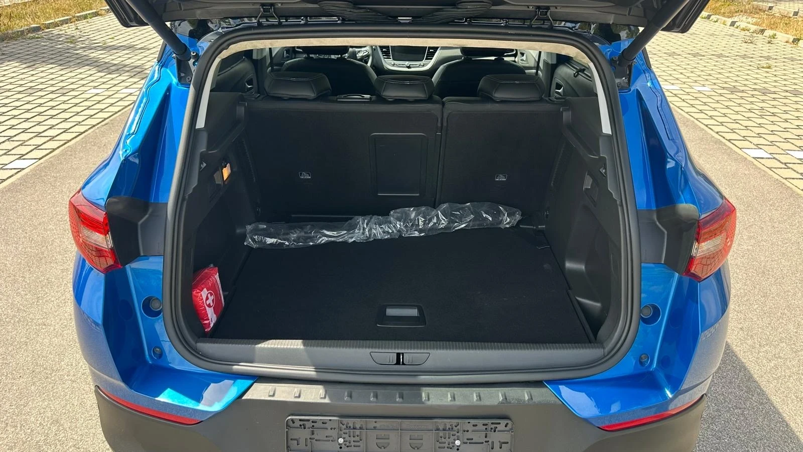 Opel Grandland X, снимка 5 - Автомобили и джипове - 56482553