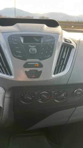 Ford Transit Custom 2.0 6места евро 6, снимка 8 - Бусове и автобуси - 53697605
