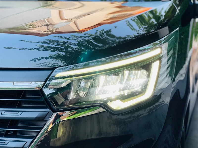 Renault Trafic 2.0DCI* 150к.с* 2021год.-LED* NAVI* , снимка 16 - Бусове и автобуси - 51221367