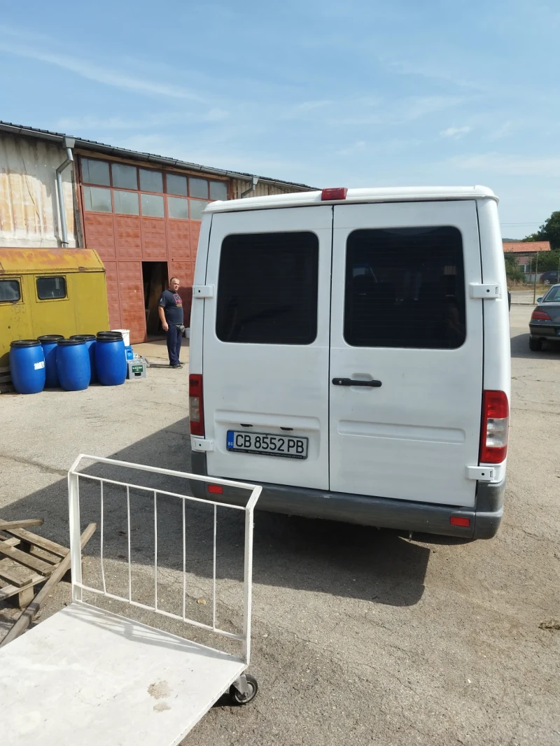 Mercedes-Benz Sprinter 208, снимка 4 - Бусове и автобуси - 51522760
