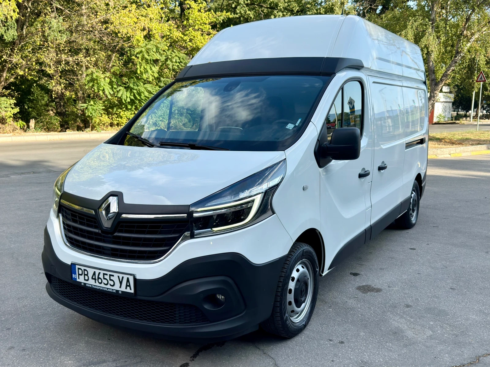 Renault Trafic 4ЕП, 2.49Т. (БЕЗ ТАХОГРАФ) ПАДАЩ БОРД