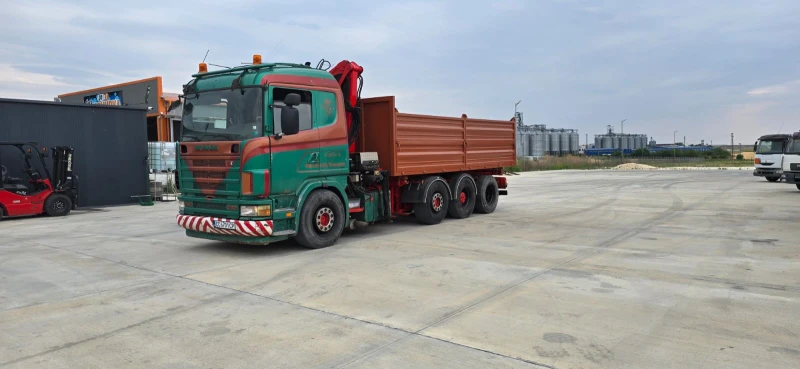 Scania R 164 Самосвал с кран 8x2, снимка 4 - Камиони - 52365999