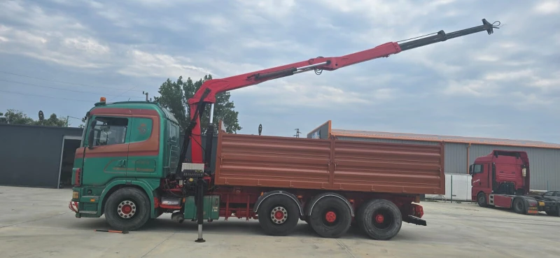 Scania R 164 Самосвал с кран 8x2, снимка 10 - Камиони - 52365999