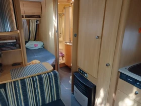 Каравана Dethleffs 560SK Camper, снимка 12