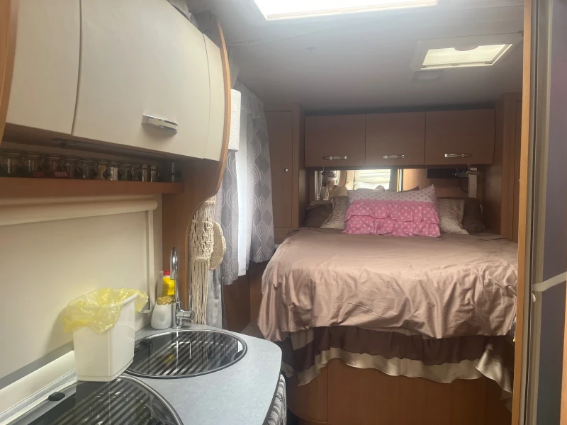 Кемпер Chausson Ford, снимка 15 - Каравани и кемпери - 52280290