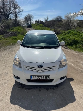 Toyota Verso 2.0 D4D, снимка 2