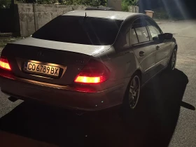     Mercedes-Benz E 320