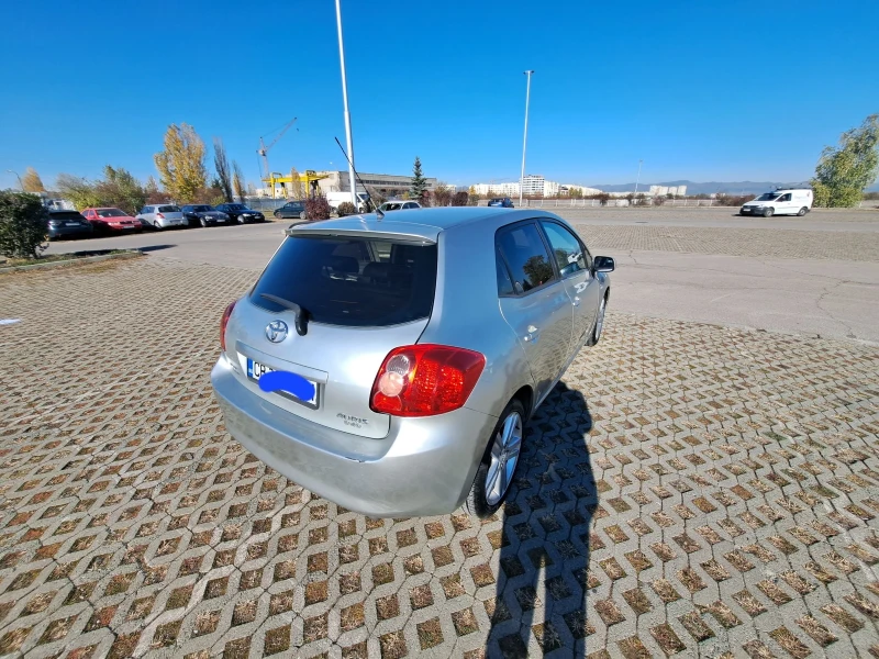 Toyota Auris, снимка 4 - Автомобили и джипове - 48019273