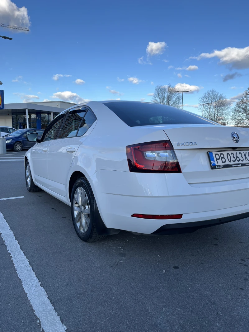 Skoda Octavia 2.0 TDI 150к.с, Style, 4x4, снимка 7 - Автомобили и джипове - 48630523