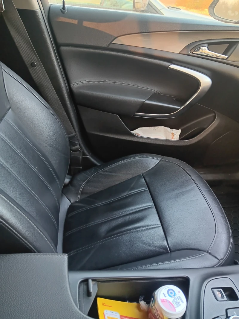 Opel Insignia, снимка 5 - Автомобили и джипове - 52279415