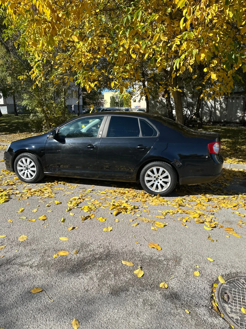 VW Jetta 1.9 105hp, снимка 5 - Автомобили и джипове - 52501698
