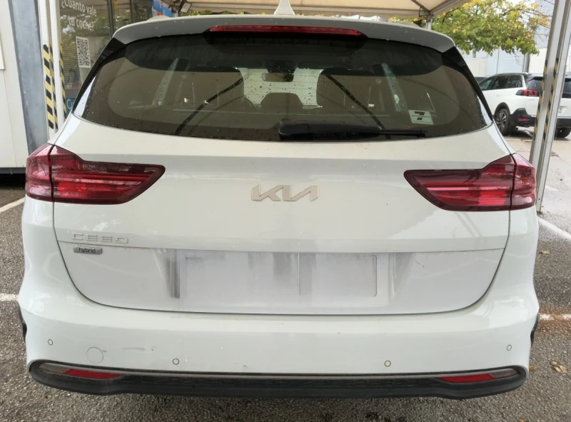 Kia Ceed 1.6Mild-Hybrid Active , снимка 9 - Автомобили и джипове - 52643777